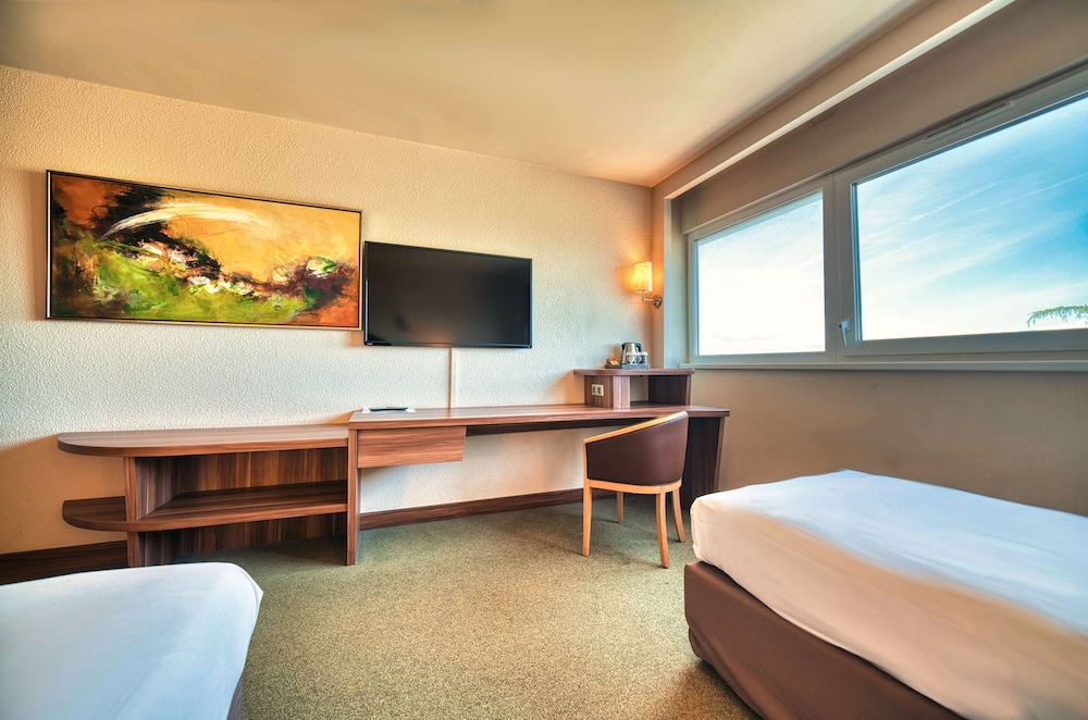 Executive Room, Multiple Beds