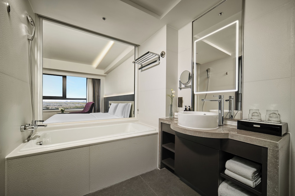 Premium Room - Photo 2