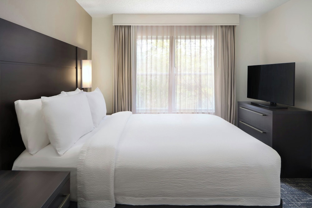 Suite, 1 Bedroom (Mobility/Hearing Accessible, Tub) photo 1