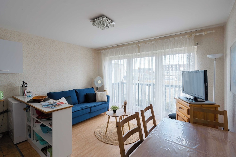 Apartment photo 2