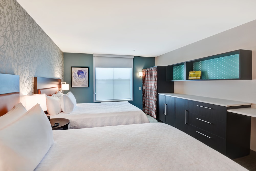 Studio, 2 Queen Beds, Accessible (Hearing) - Photo 2