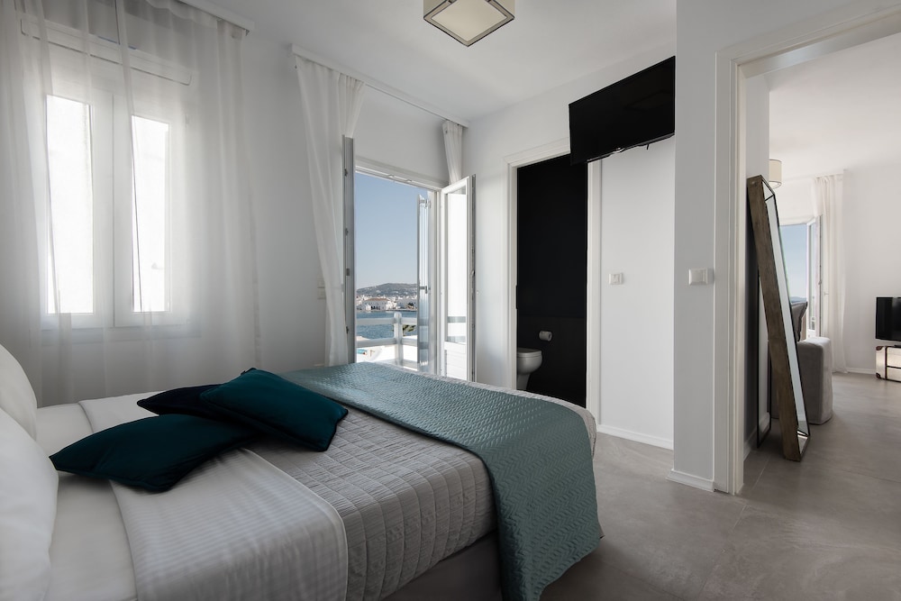 Suite, Sea View (Outdoor Hot Tub - Riva Suite) photo 3