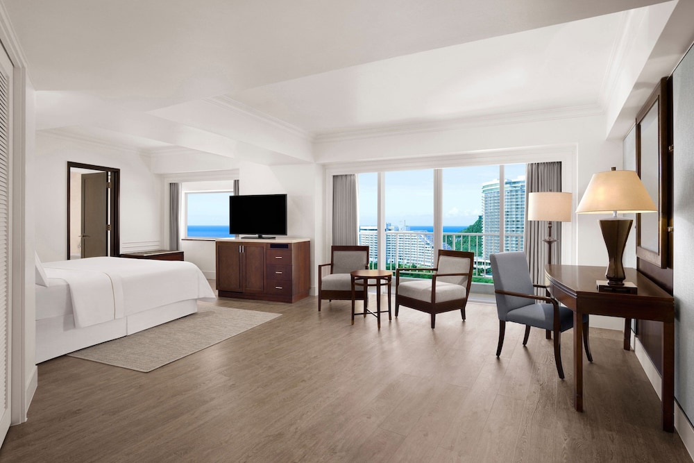 Executive Room, 1 Double Bed, Oceanfront