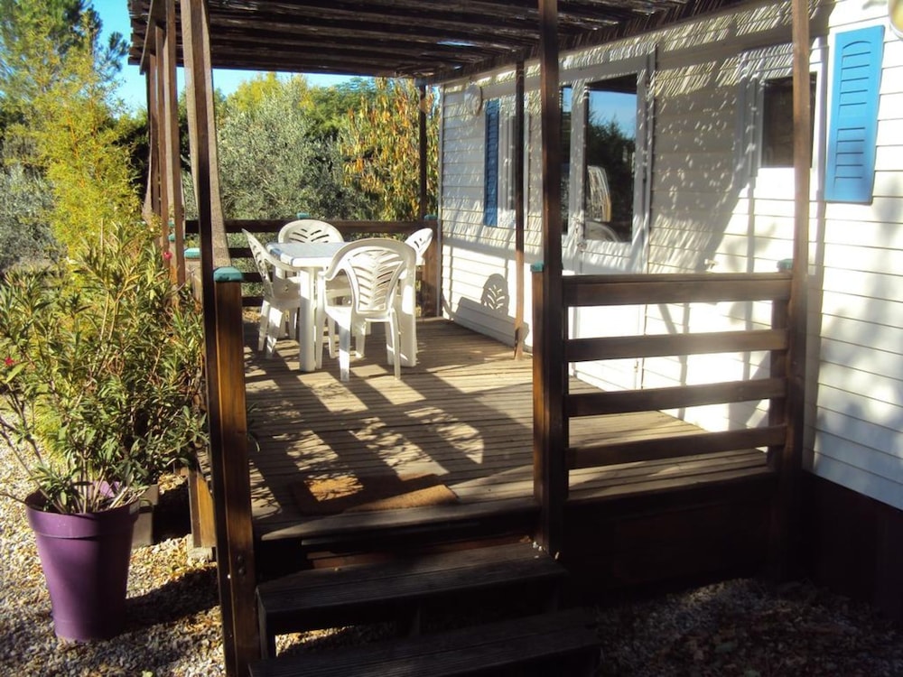 Mobile Home, 2 Bedrooms - Photo 17