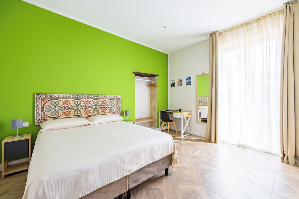 Room Tre Regine