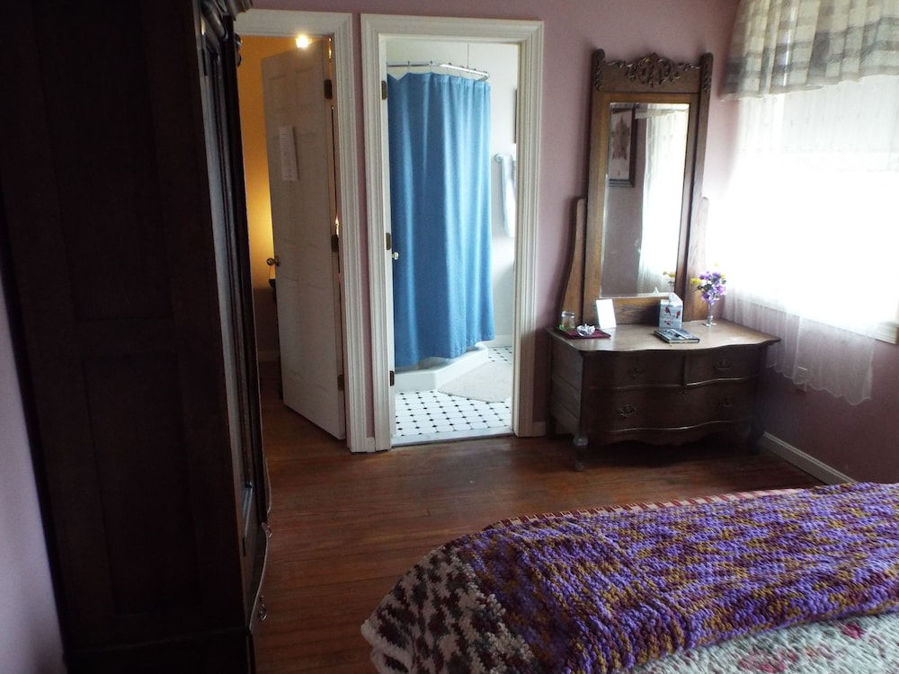 Standard Double Room, Ensuite (Salome Myers Room) photo 1