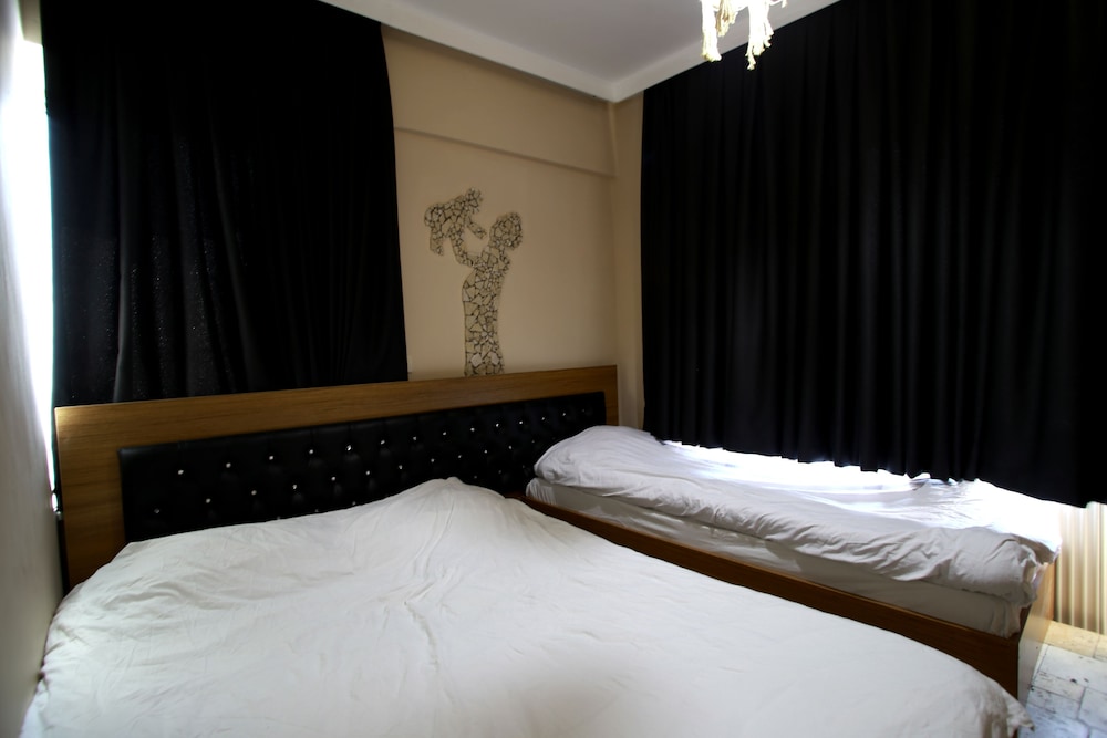 Deluxe Apartment photo 1