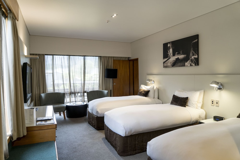 Superior Triple Room, 3 Twin Beds - Photo 3