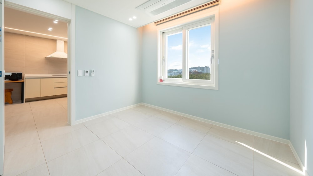 Basic Room, 3 Bedrooms (unshared house) photo 2