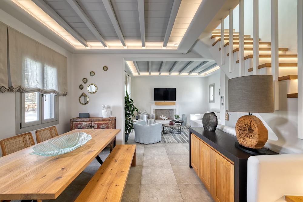 Exclusive Villa, 4 Bedrooms, Sea View (M One) - Photo 45