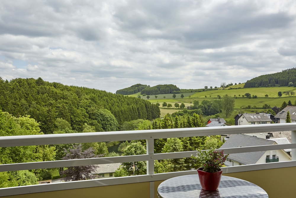 Standard Double Room, Valley View - Photo 7