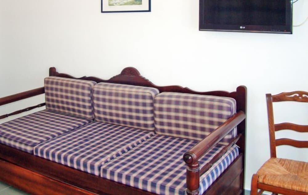 Executive Studio, Sea View, Sea Facing photo 2