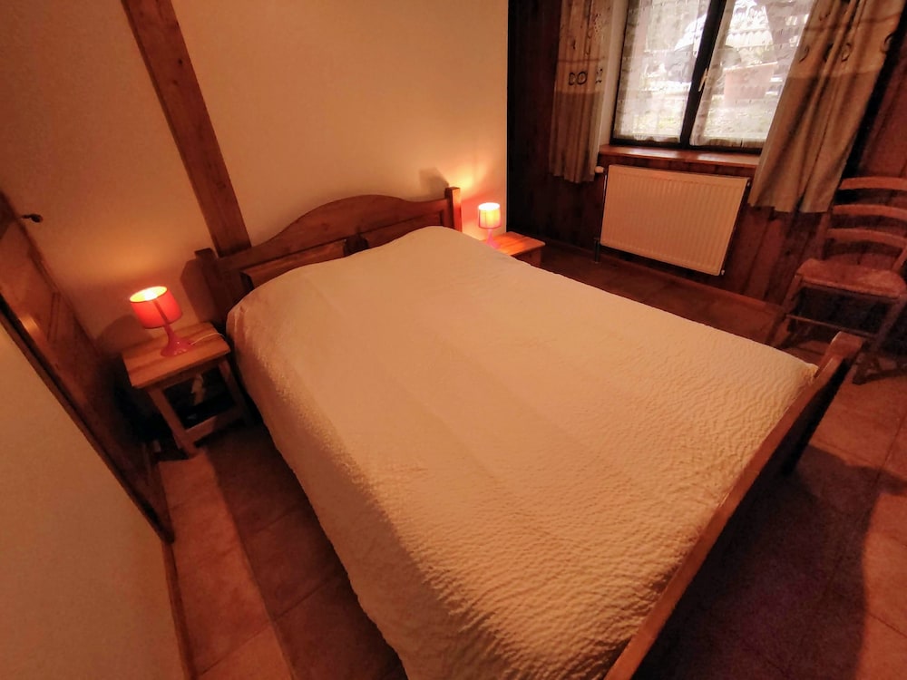 Family Cottage, Ensuite, Mountain View (Gîte dans chalet Capucine) photo 1