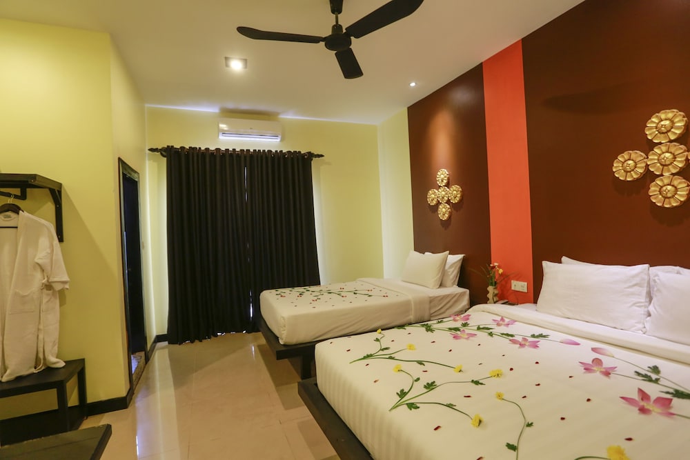 Family Deluxe Room with Balcony - Free Pick Up photo 2