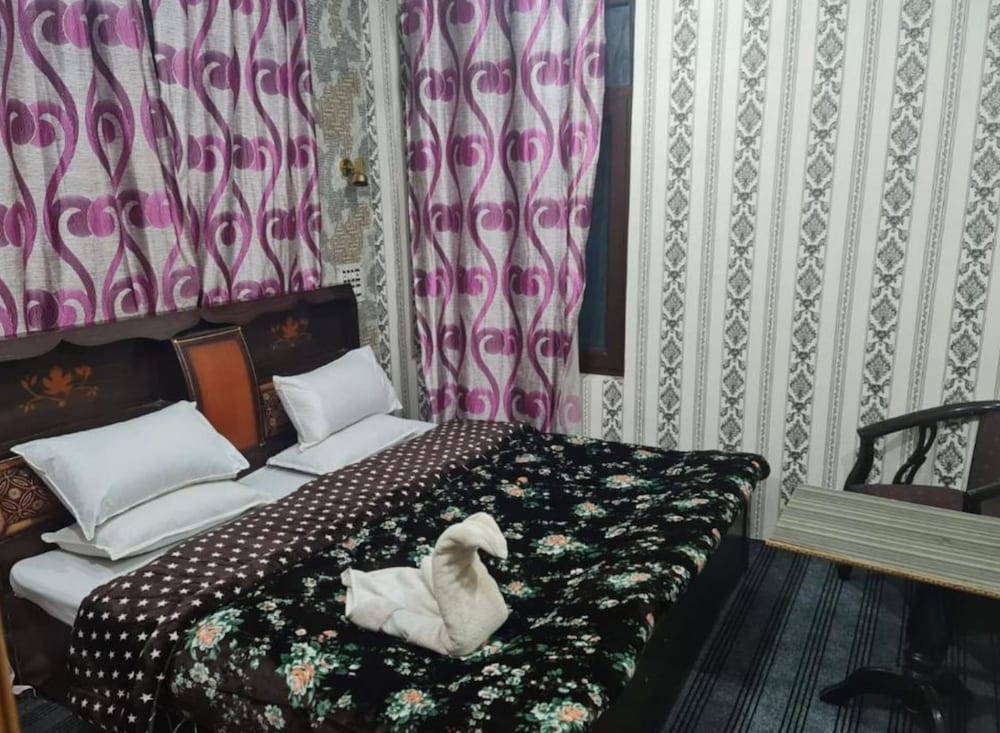 Deluxe Double Room - Photo 3