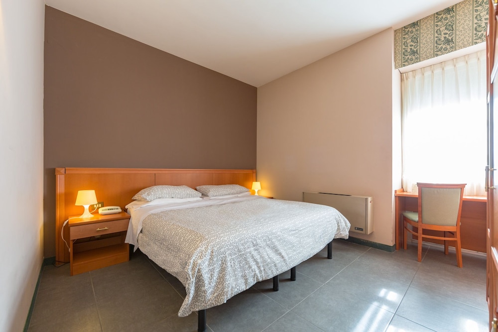 Classic Single Room