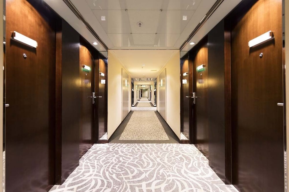 Club Deluxe Room