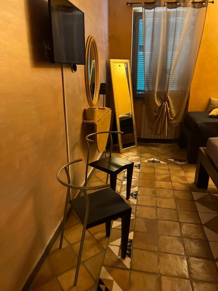 Deluxe Triple Room photo 2
