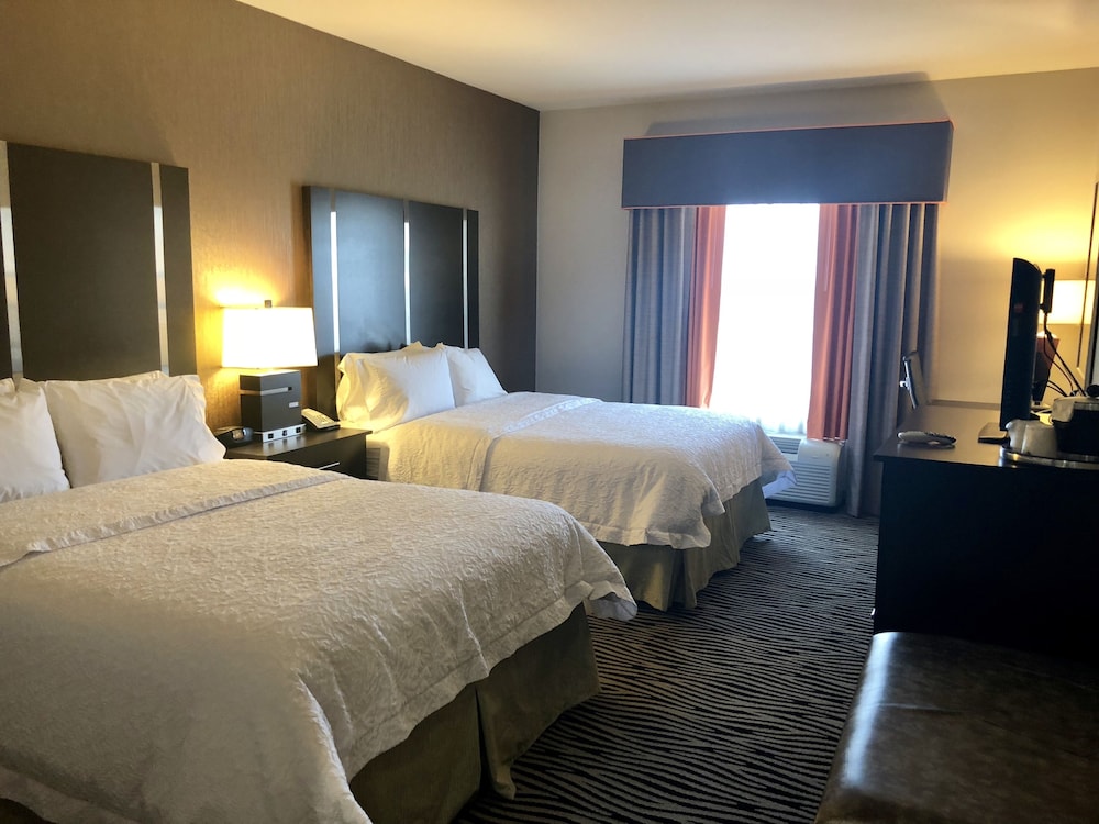 Room - Photo 5