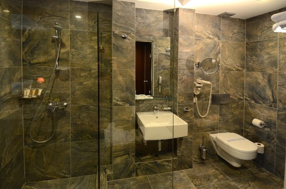 Junior Suite, Pool View photo 2