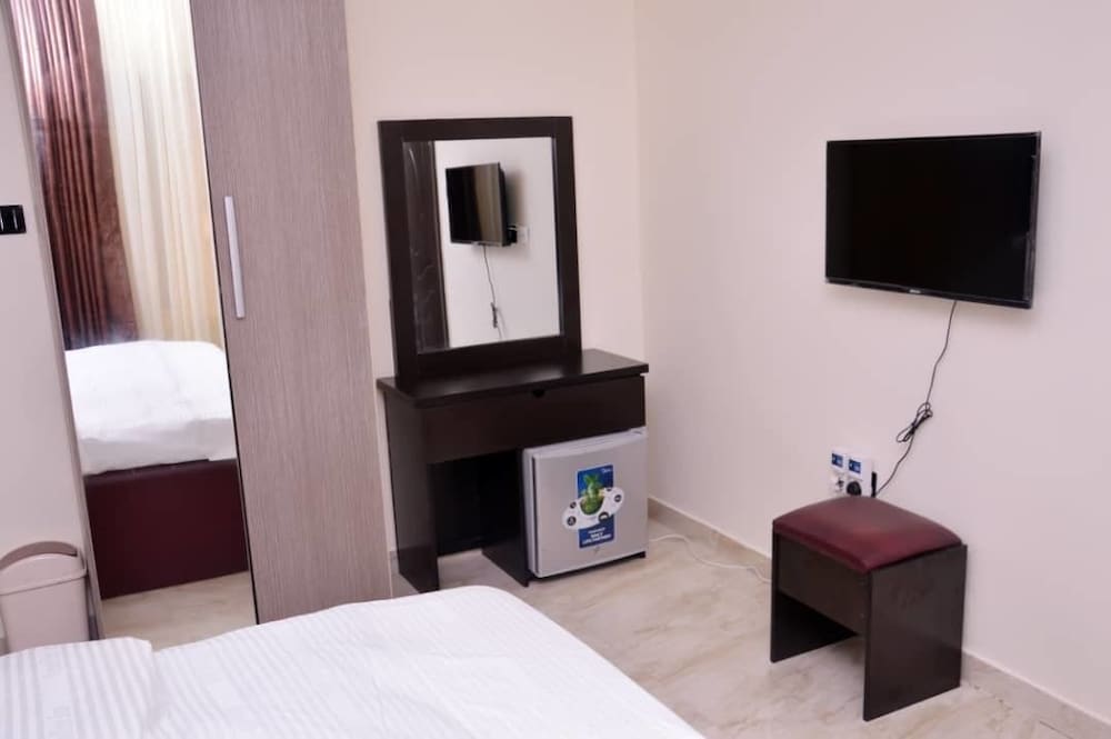 Basic Single Room, Non Smoking