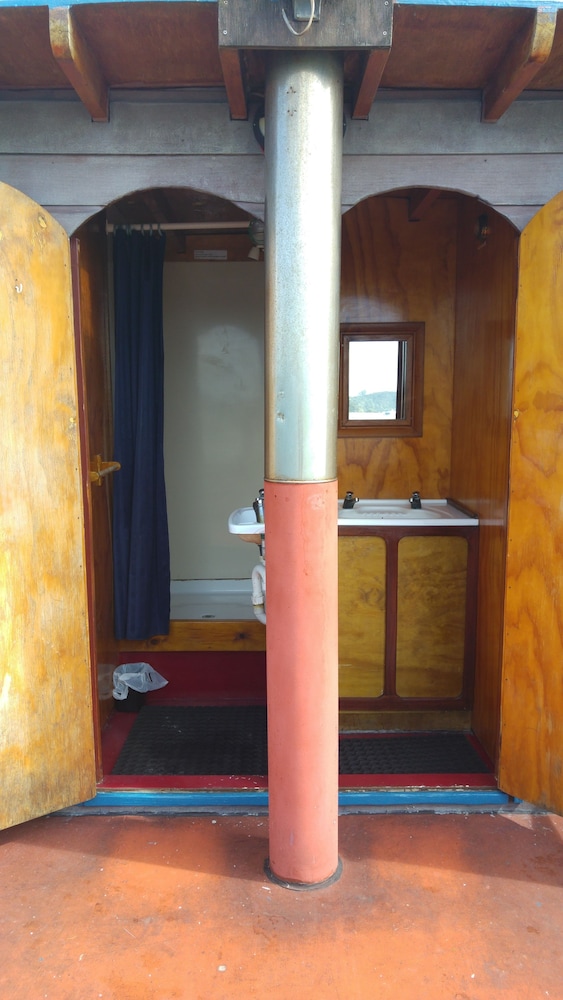 Overnight Cruise Group Cabin photo 2
