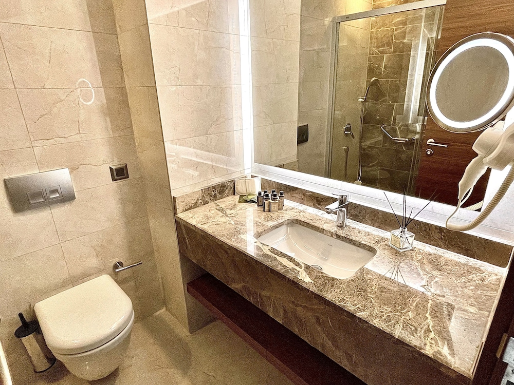 Suite - Photo 4