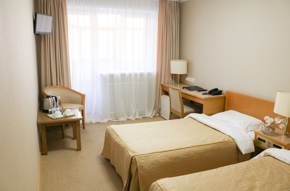 Standard Double or Twin Room photo 1