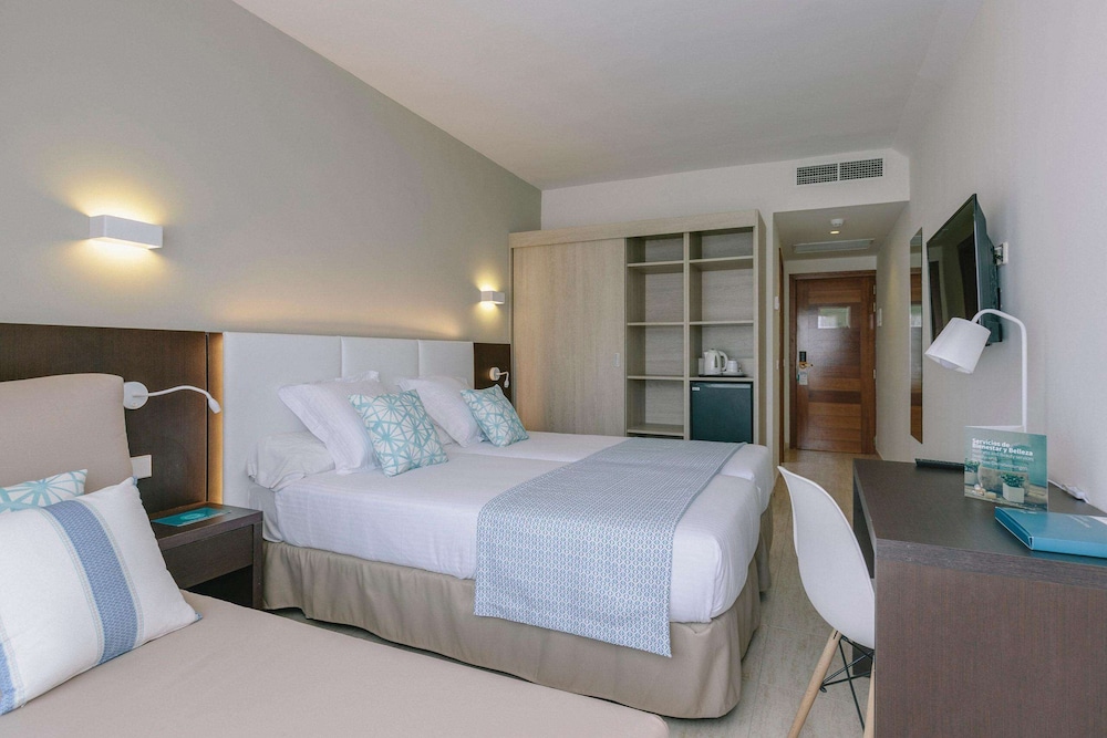Double Room, Balcony (2 Adults) - Photo 3