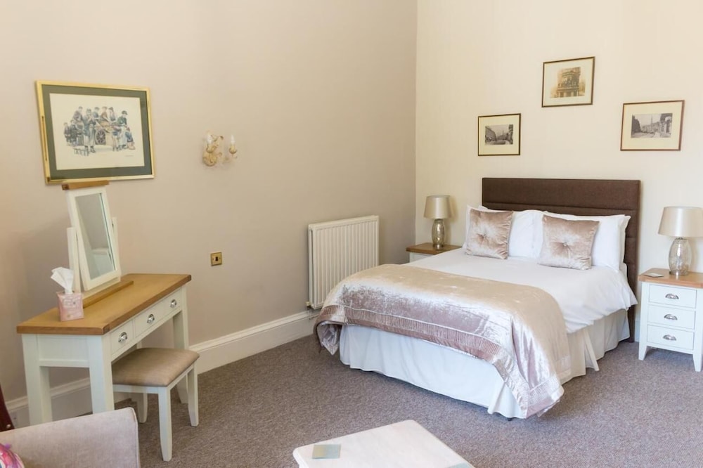 Basic Double Room photo 2