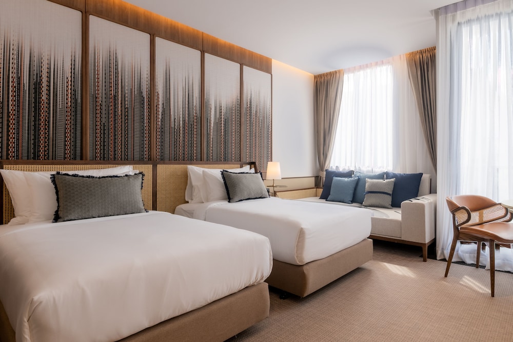 Deluxe Double or Twin Room - Photo 10
