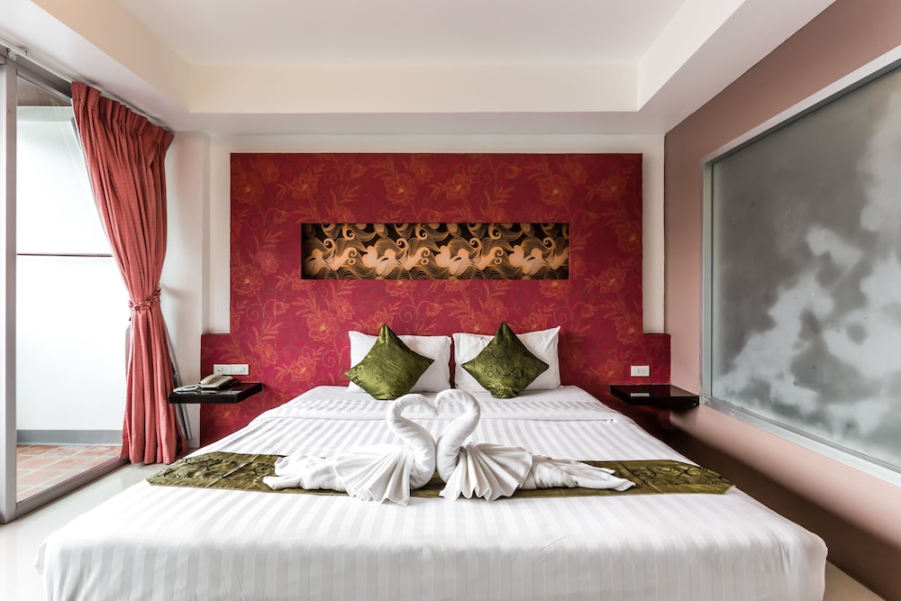 Deluxe Double Room, 1 King Bed - Photo 3