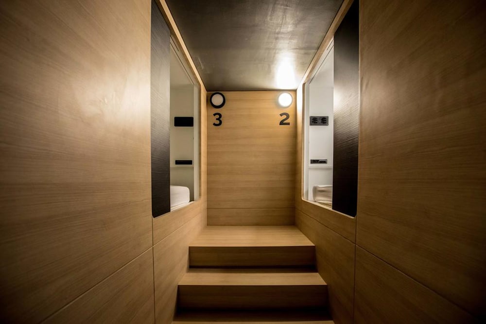 Capsule with Shared Bathroom photo 1