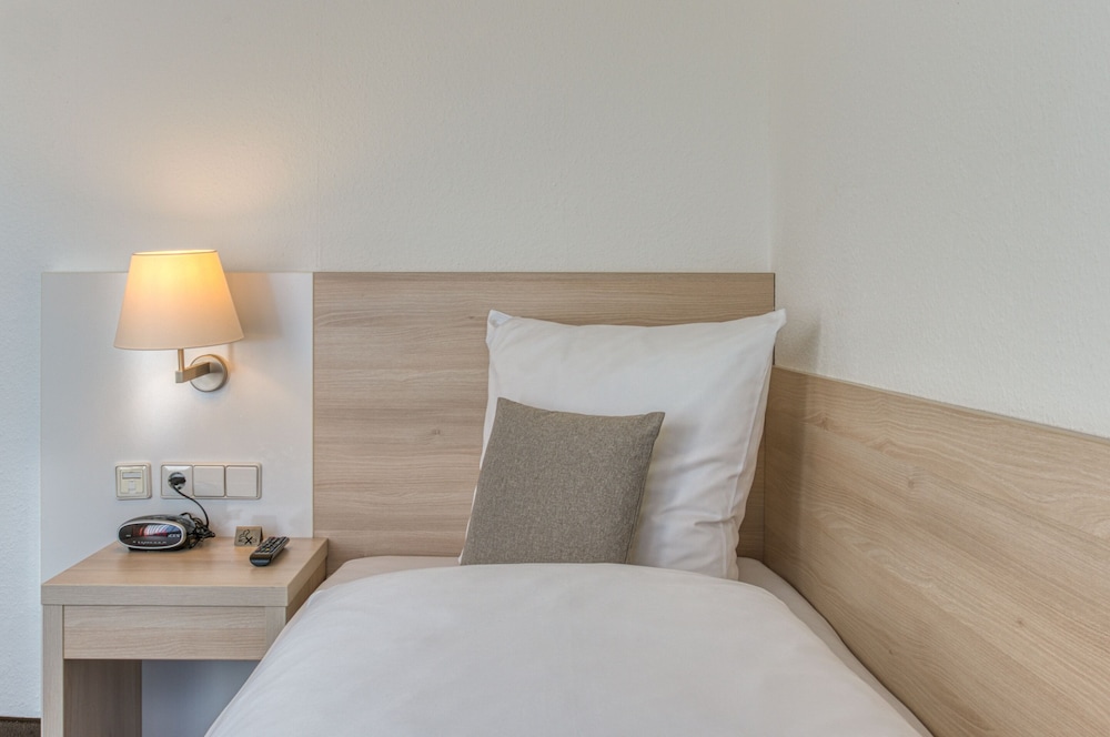 Classic Single Room