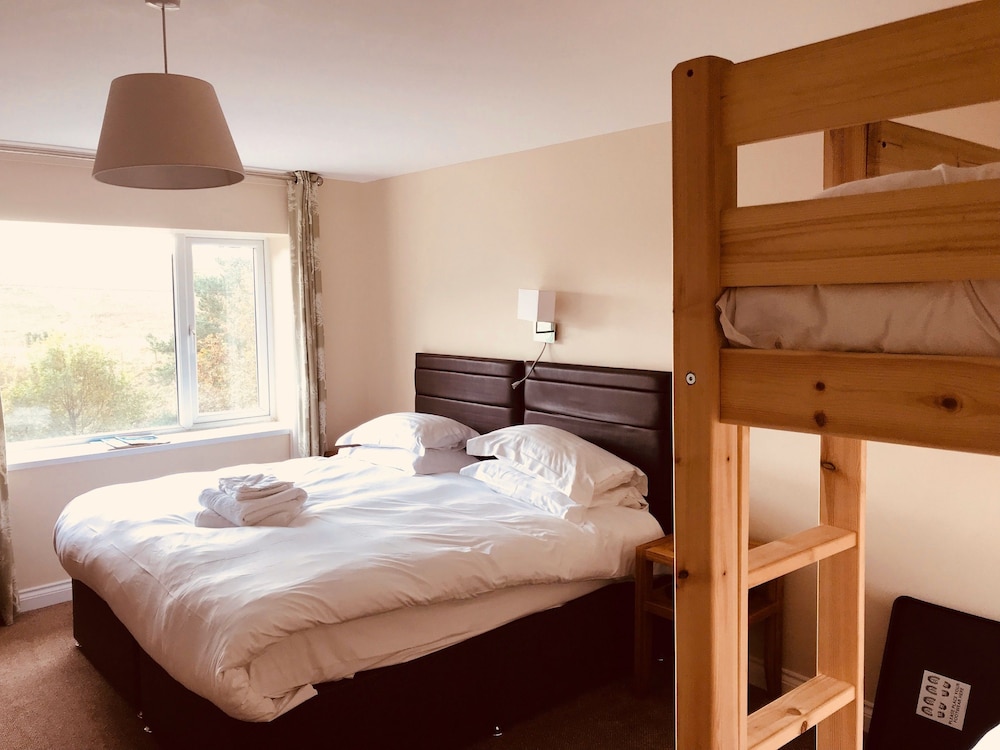 Family Quadruple Room, Ensuite photo 3