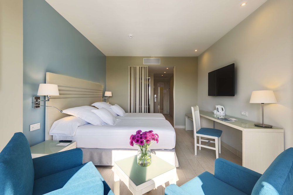 Double Room - Photo 9