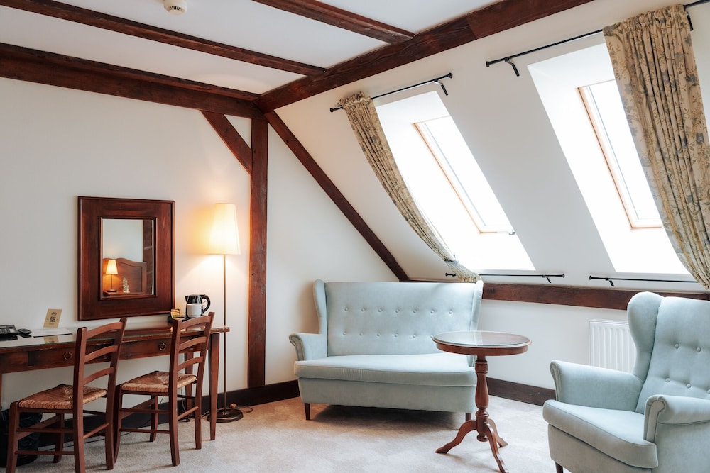 Standard Double or Twin Room - Photo 18