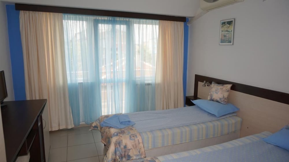 Standard Room, 1 Double or 2 Twin Beds photo 1