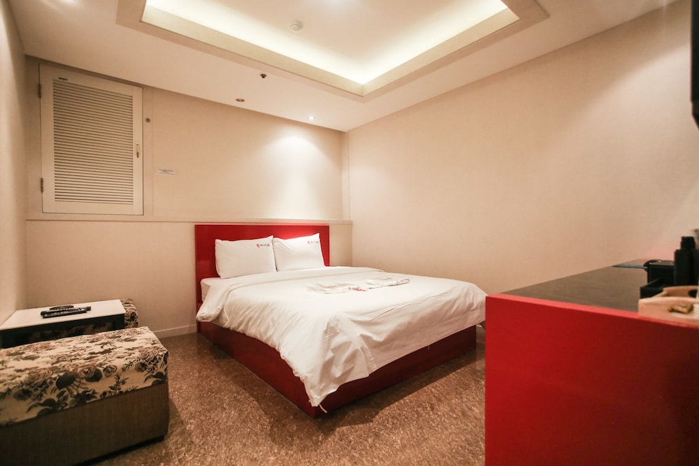 Standard Room photo 3
