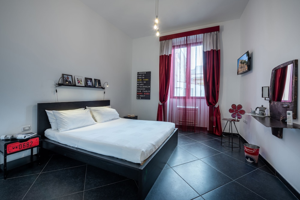 Standard Double Room photo 3