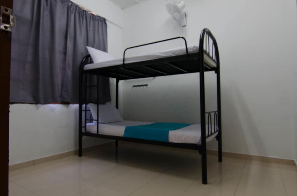 Basic Shared Dormitory, Mixed Dorm, Accessible, Ground Floor photo 1