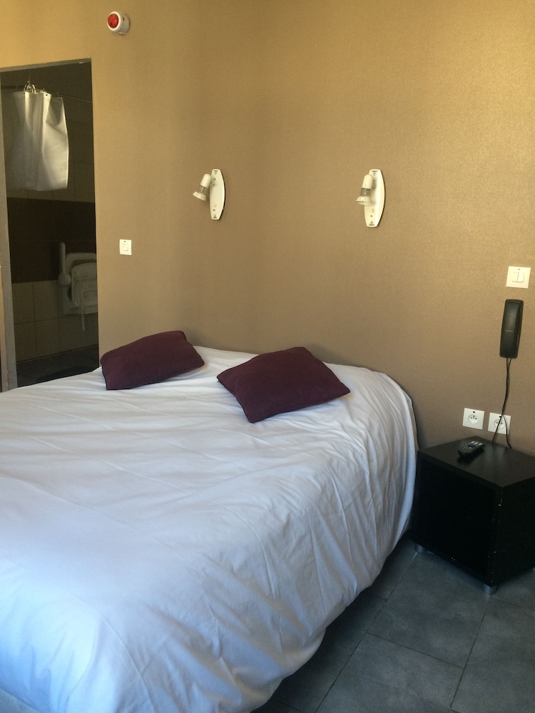 Senior Double Room, 1 Double Bed photo 2