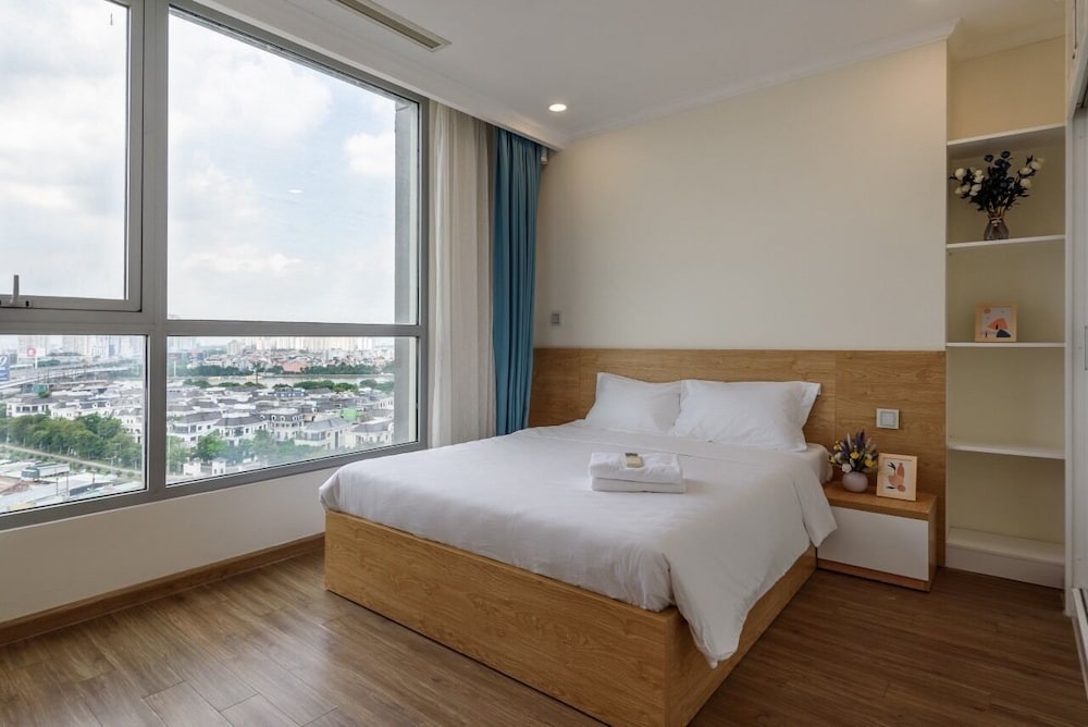 Presidential Suite, 2 Bedrooms, Club Lounge Access, City View photo 3