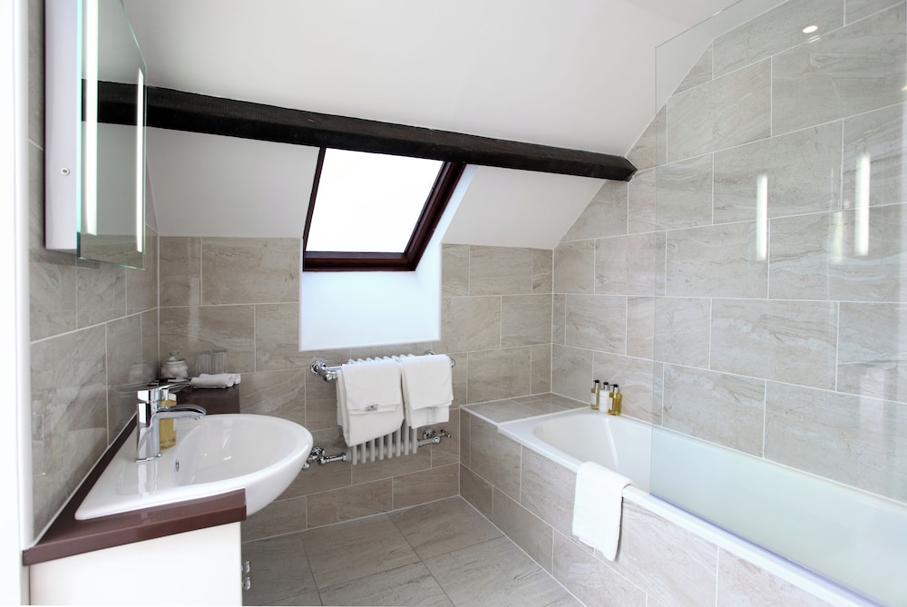 Standard King Room photo 3