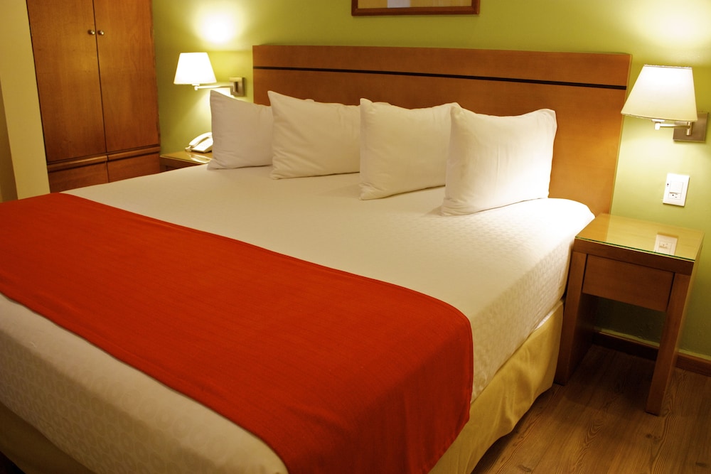 Standard Double Room, 1 King Bed photo 2