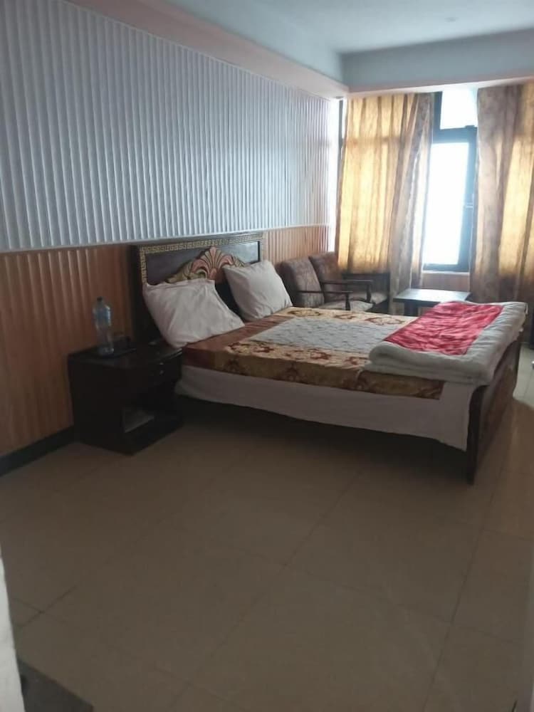 Deluxe Double Room photo 2