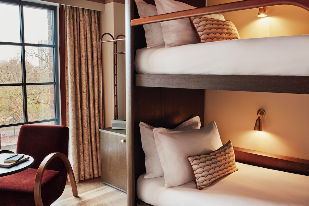 Snug Bunk Beds