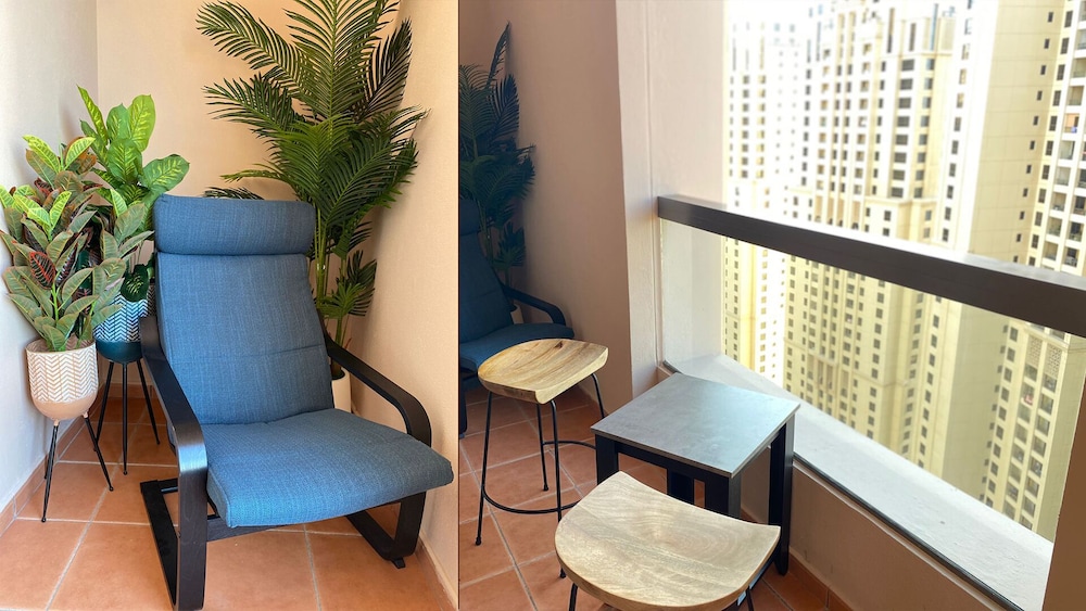 Single bed in a Comfort Shared Dormitory. Women only. Max 4 people, Marina view photo 2