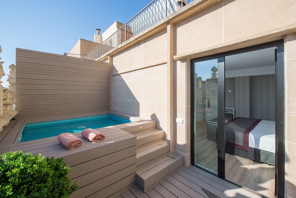 Habitación Superior, Piscina Privada (Uso Individual)