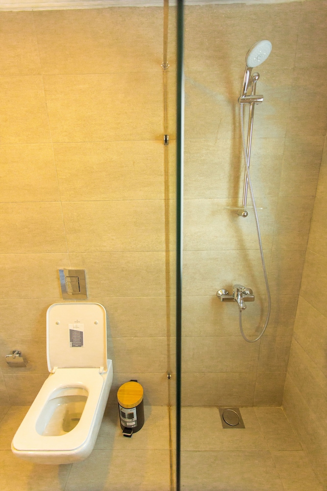 Exclusive Apartment, 2 Bedrooms, Ensuite - Photo 10